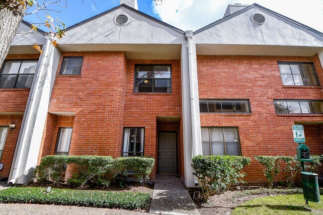 Photo - 2626 Bering Dr