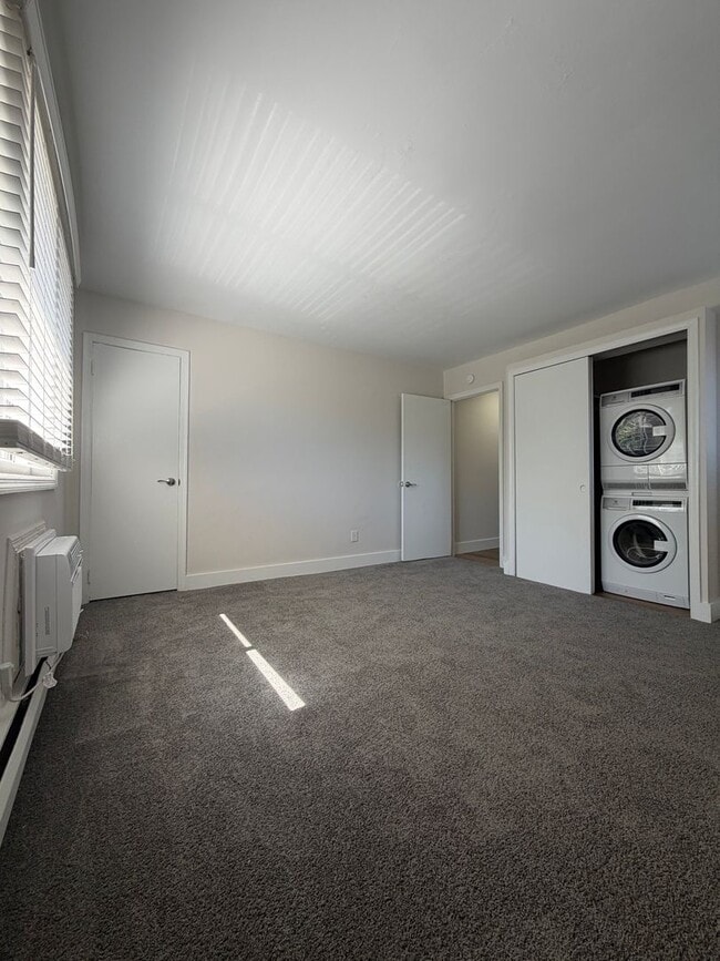 Photo - Livingstone Apartment Homes