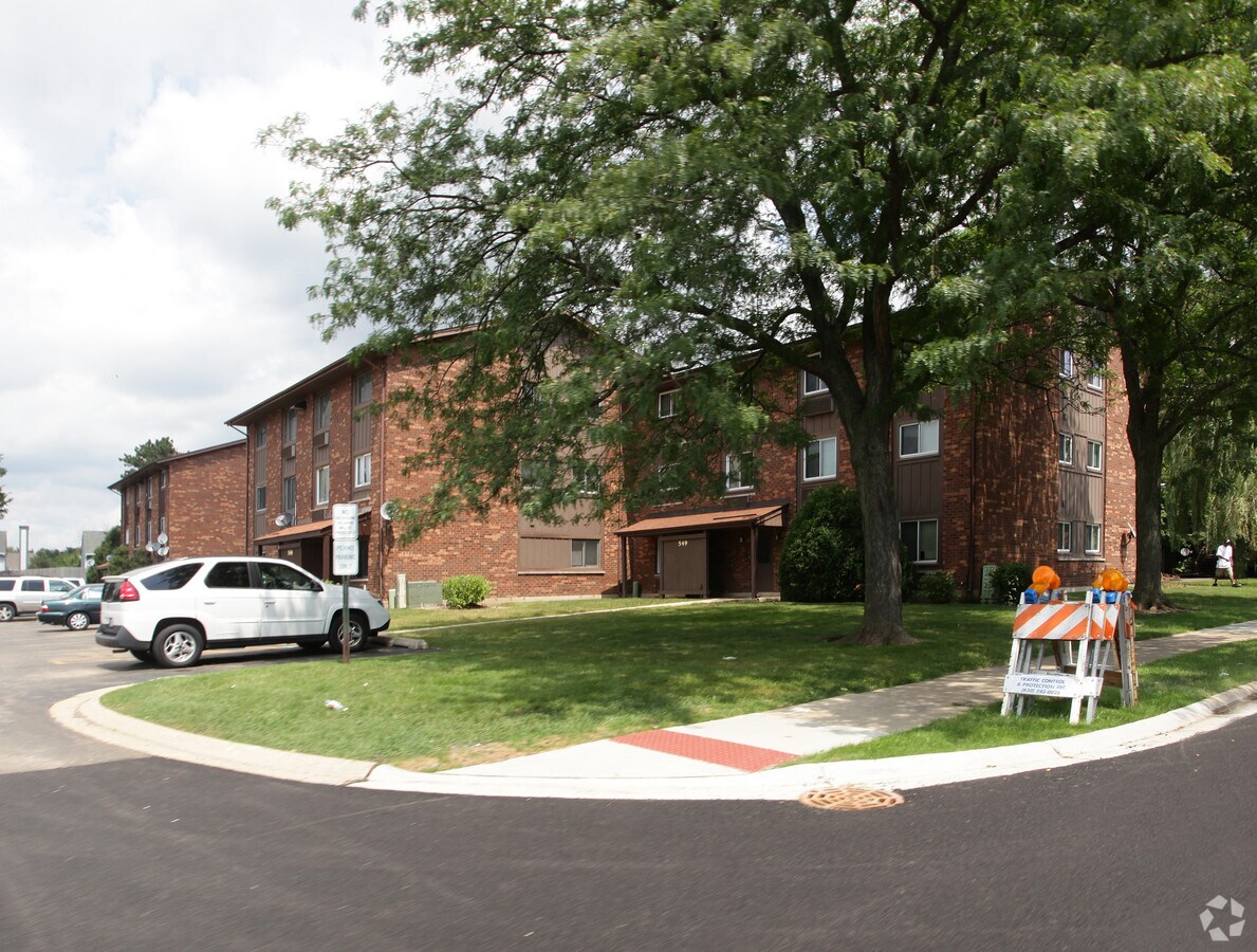 Photo - 29w552 Country Ridge Dr Apartments