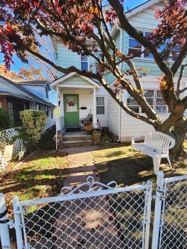 Photo - 71 Irving Terrace