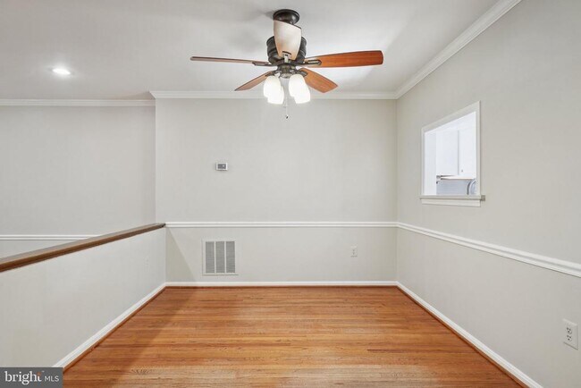 Photo - 10228 Roberts Common Ln