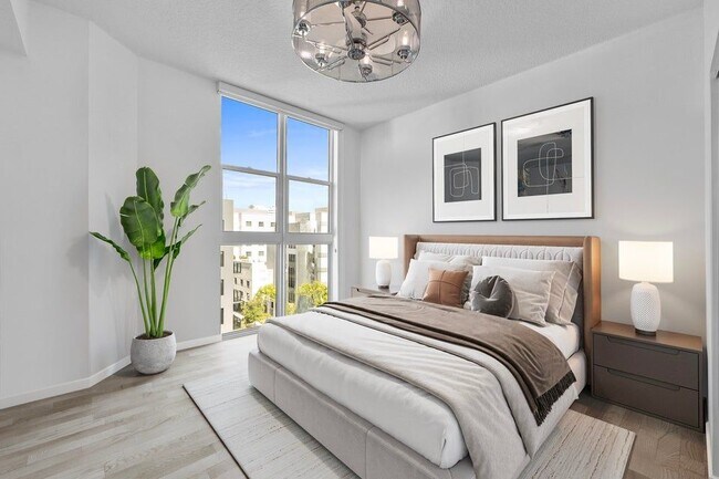 Photo - 111 SE 8th Ave