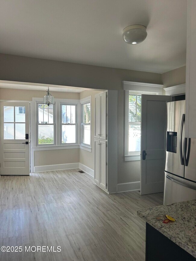 Photo - 435 Norwood Ave