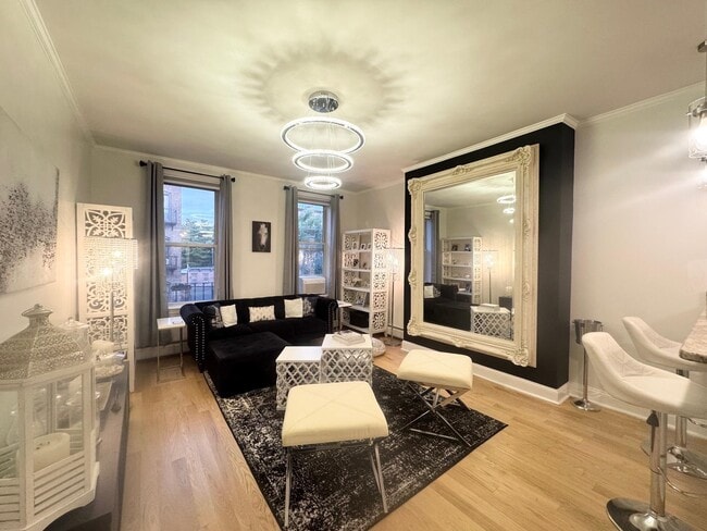 Building Photo - 619 Willow Ave Unit 4R