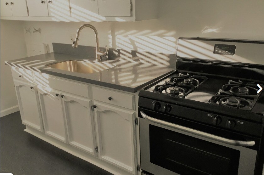 Photo - Troy Place Apartments