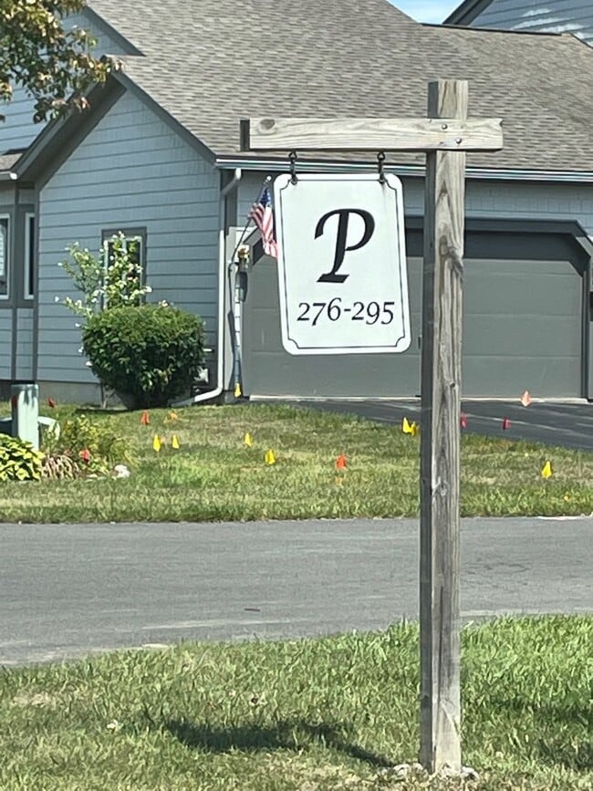 Photo - 288 Summerhaven Dr N