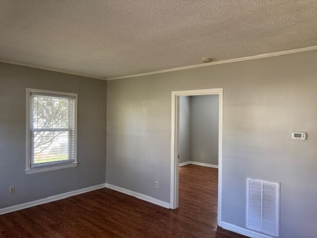 Photo - 2 bedroom home with garage available now!