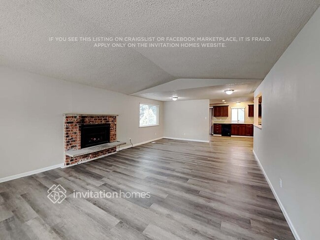 Photo - 8313 121st St E