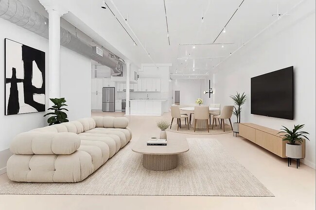 Building Photo - 6 E 14th St