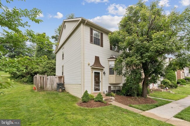 Photo - 5790 Burke Towne Ct Townhome