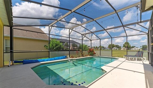 Photo - 135 Langham Dr