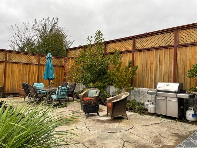 Photo - 2162 Orchard St Unit B