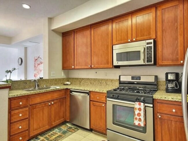 Photo - 6115 Old Quarry Loop