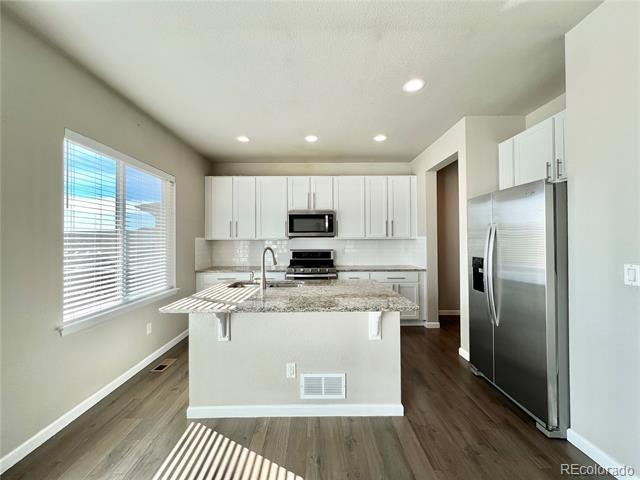 Photo - 11840 Dodworth St