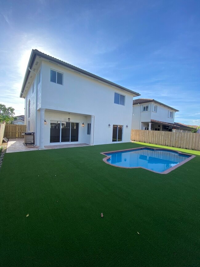 Photo - 2862 SW 145th Ave