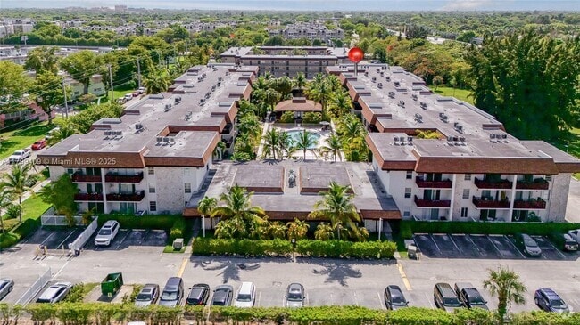 Building Photo - 7487 SW 82nd St Unit C208 Rental