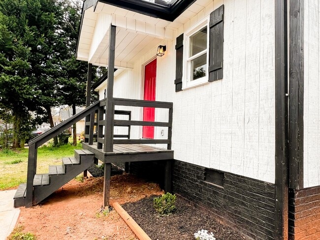 Photo - 113 Carey Ave