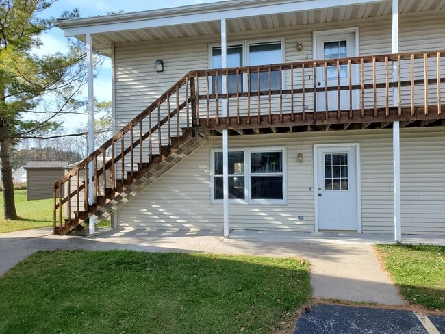 Photo - 522 E Bronson Rd Unit Apt. 1