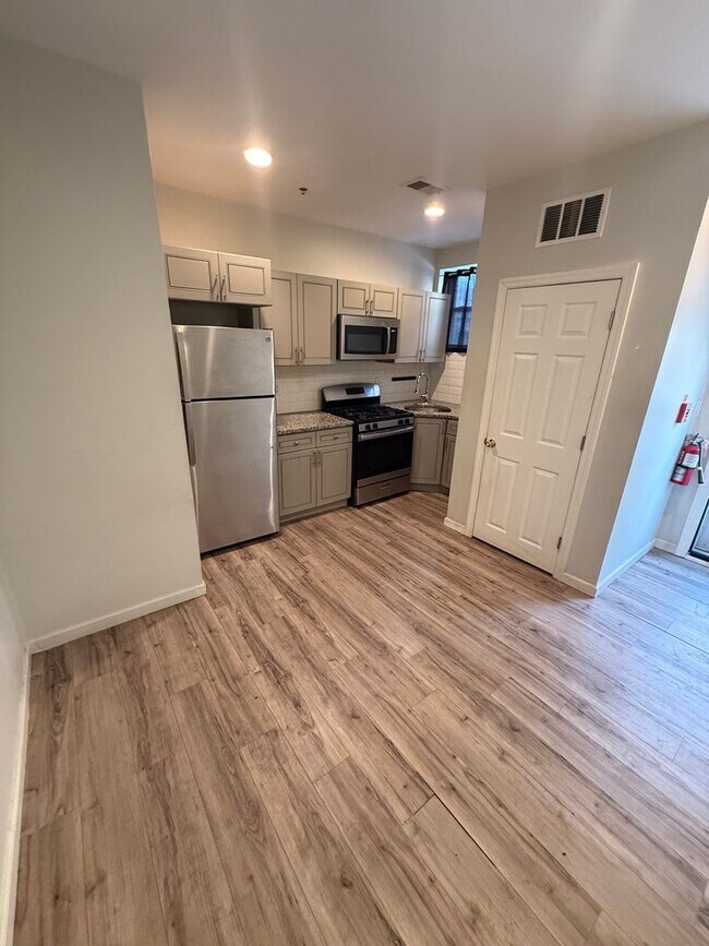 Photo - 1819 S 22nd St Unit 1819 S 22nd, 1B, 1ST FLOOR REAR