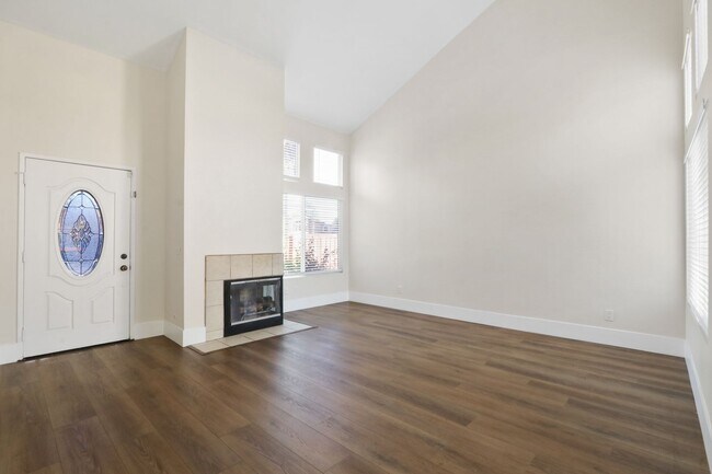 Photo - For Rent: Two-Story 3-Bedroom Home in South Corona