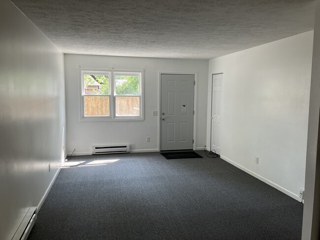 Building Photo - 908 Summit St Unit 908 Summit St. Rental