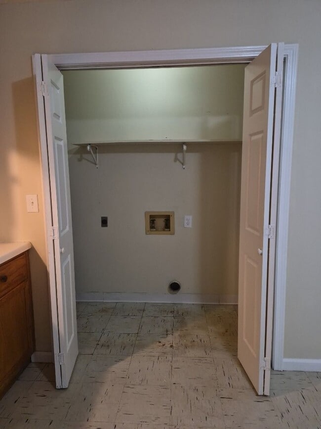 Photo - Piggott Duplexes Unit 1035 E Margaret St