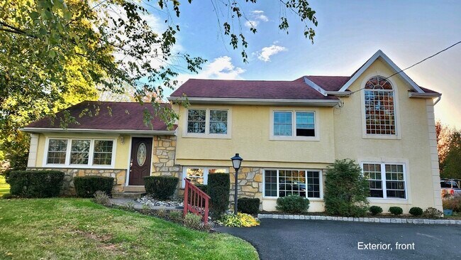 Photo - 1750 Metz Rd House