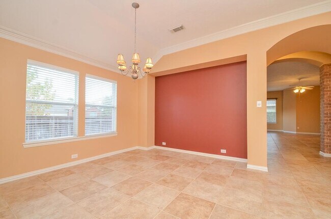 Building Photo - 7114 Cornflower Ln Rental
