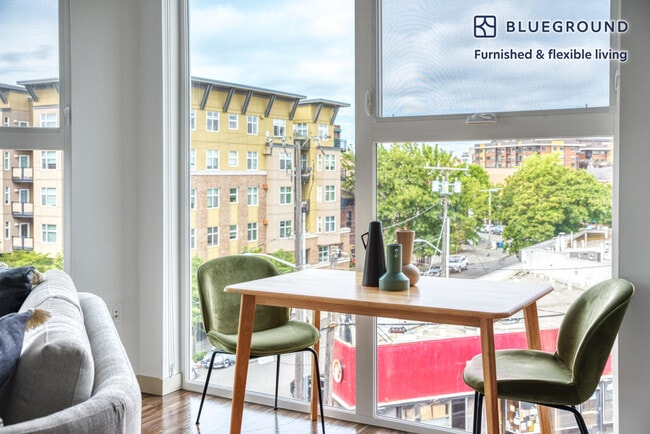 Photo - 5398 Russell Ave NW Unidad FL4-ID393