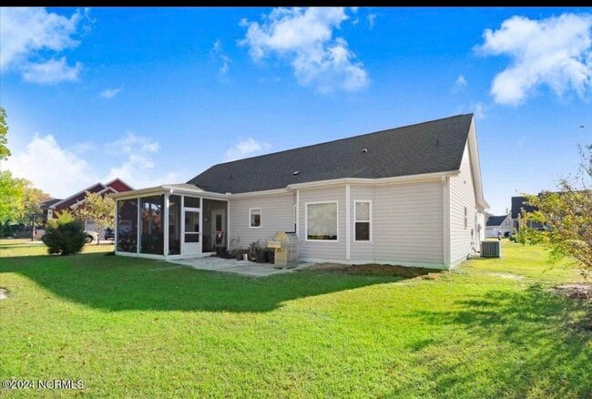 Photo - 303 Aarons Pl