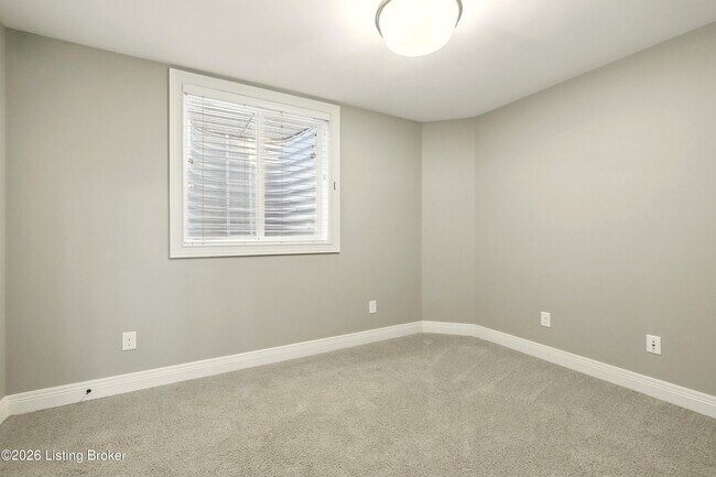 Photo - 10910 Kings Crown Dr