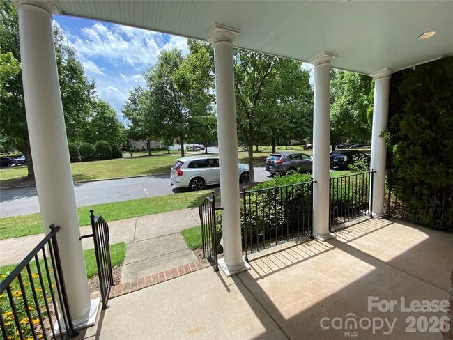 Photo - 9916 Evergreen Terrace Drive