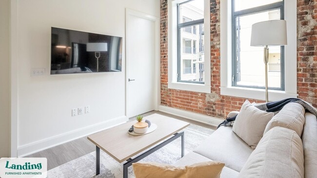 Photo - 425 20th St S Unit 217.579045