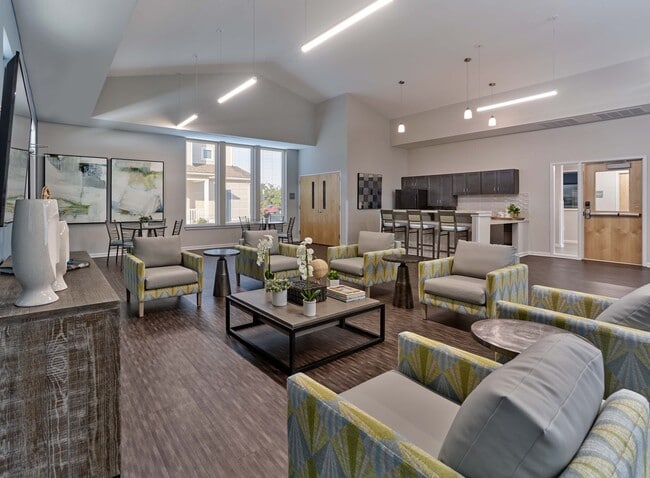 Photo - State Street Crossing