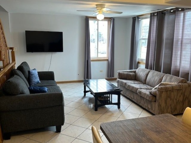 Photo - 915 E Oakton St