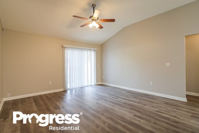 Photo - 9453 Daniels Mill Dr W