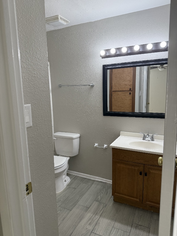 Photo - 4015 US-90 Unit 203