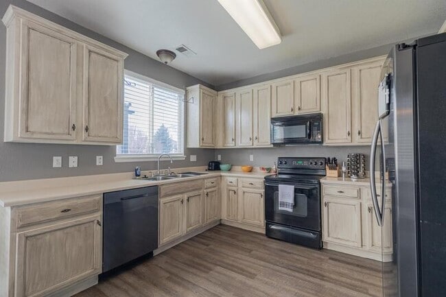 Photo - 1245 S Flatrock Cir