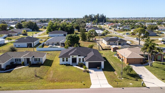 Photo - 236 NW 6th Ave