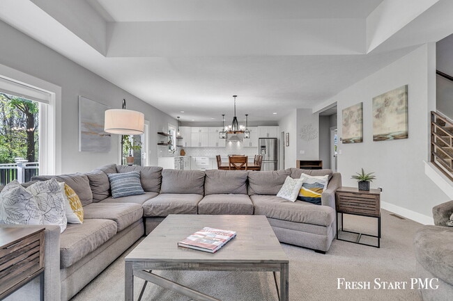 Photo - Spacious 6-Bedroom Retreat in Rockford with 3.5 Luxurious Baths
