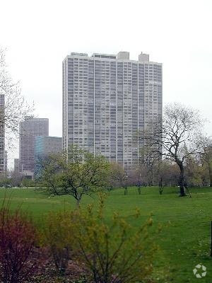 Building Photo - 2800 N Lake Shore Dr Unit 810 Rental