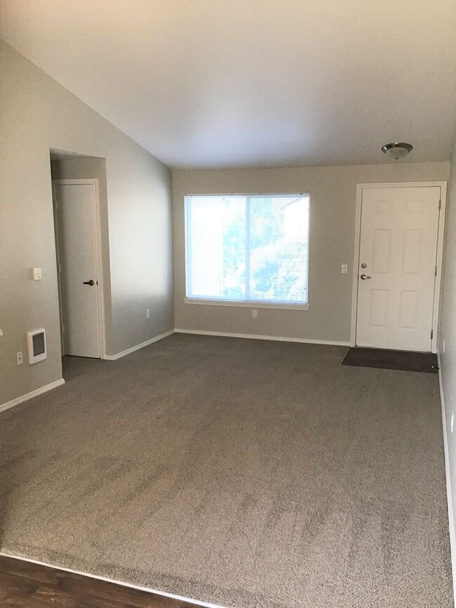 Photo - Berkshire Court Apartments