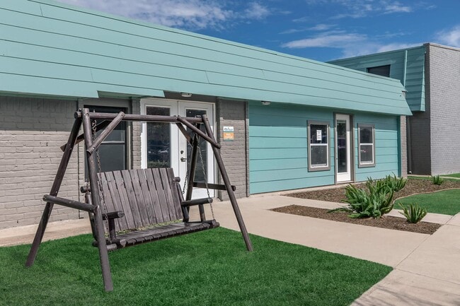 Sun Valley Apartments