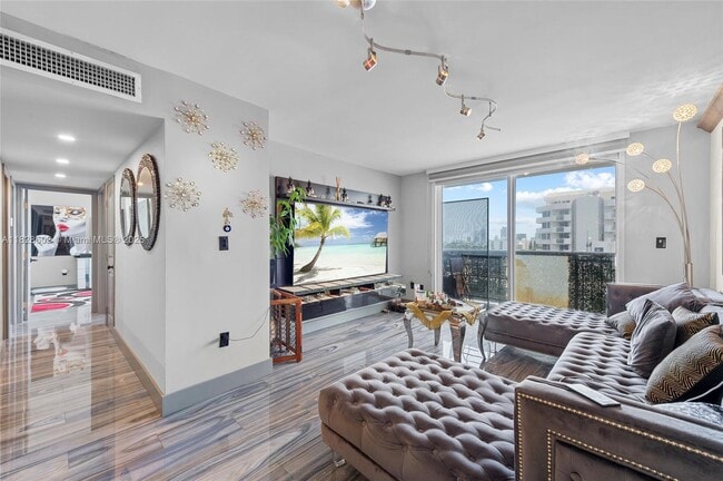 Photo - 1345 Lincoln Rd Condo Unit 1105