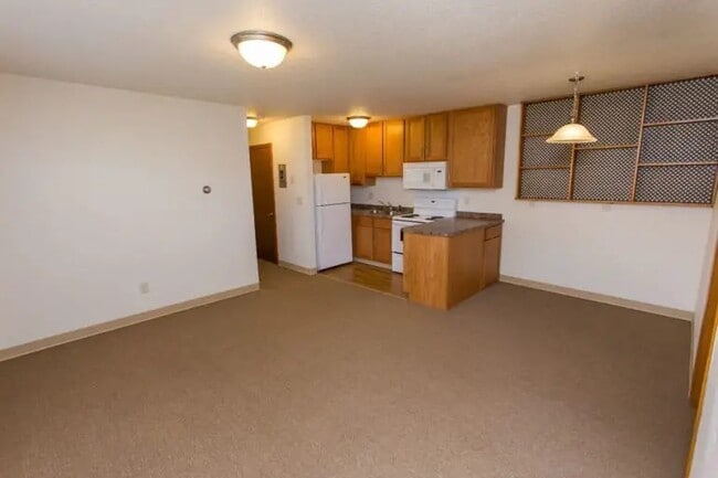 Photo - 1043 Enterprise Ave