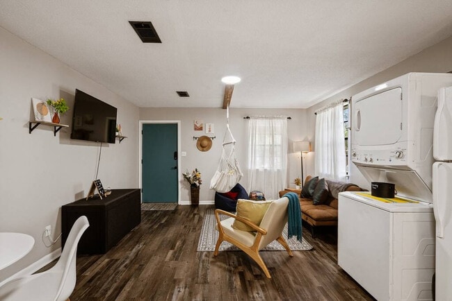 Photo - 2001 N 61st Ave Unit ID1354819P