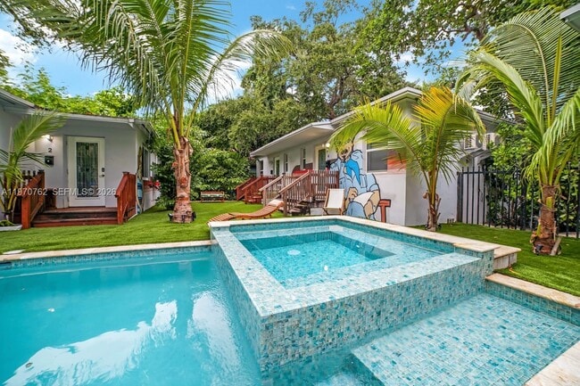 Building Photo - 55 NE 59th St Unit 7