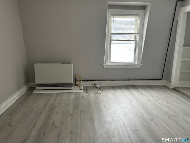 Photo - 22 Hawthorne St Unidad 6