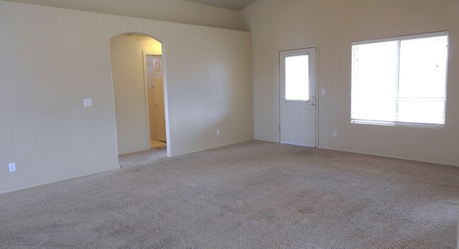 Photo - Beautiful Solar-Powered 3-Bedroom Home in the Heart of Kingman