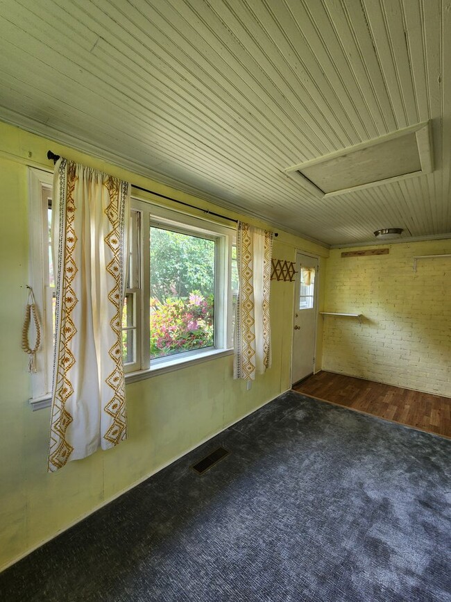 Photo - 103 Gibbs St